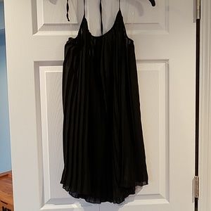 Black halter top tank top